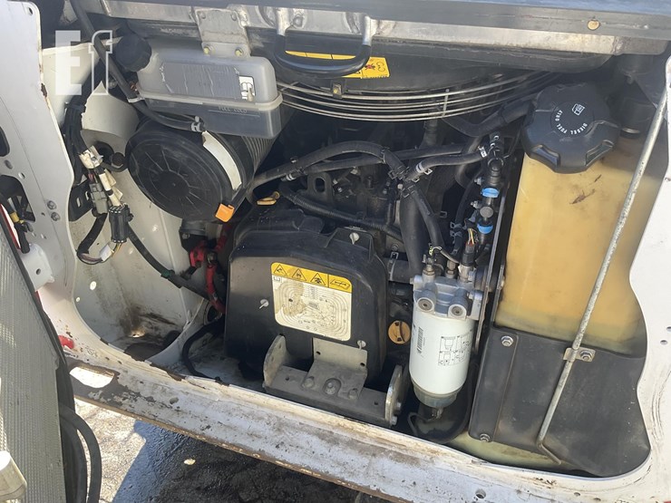 2021-bobcat-s76-image-18