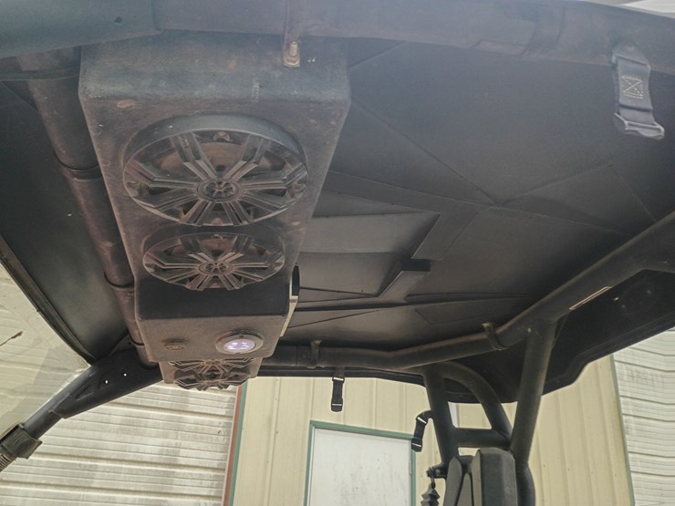 2014-can-am-commander-800-image-20