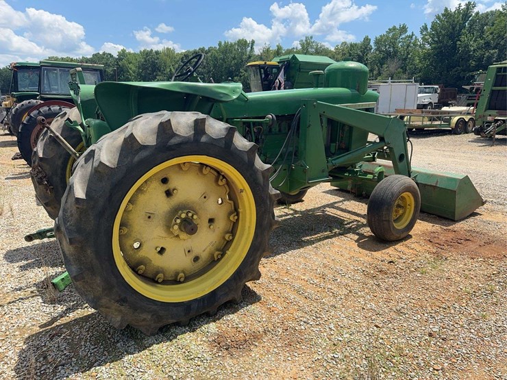 john-deere-4020-image-4
