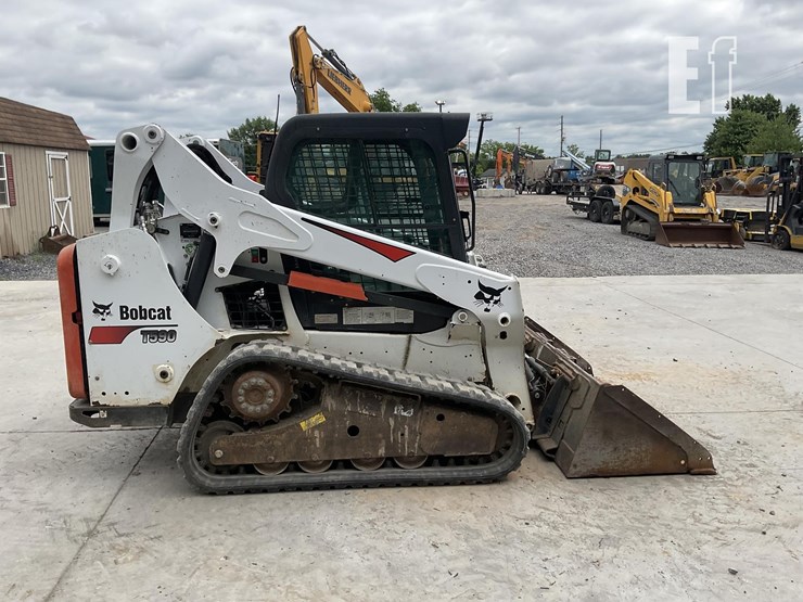 2015-bobcat-t590-image-5
