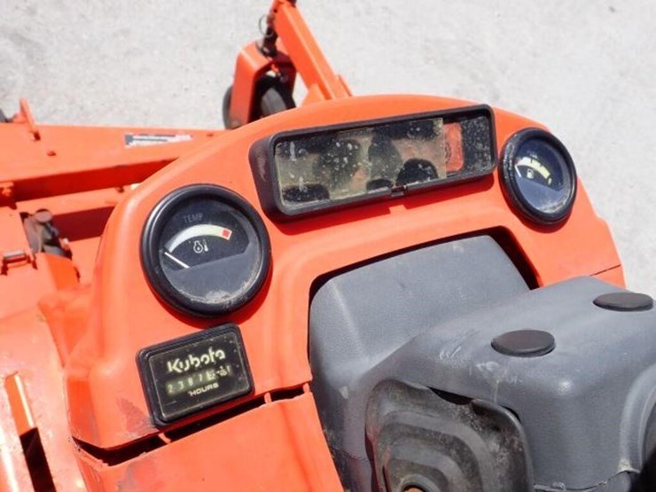 2006-kubota-f3680-image-14