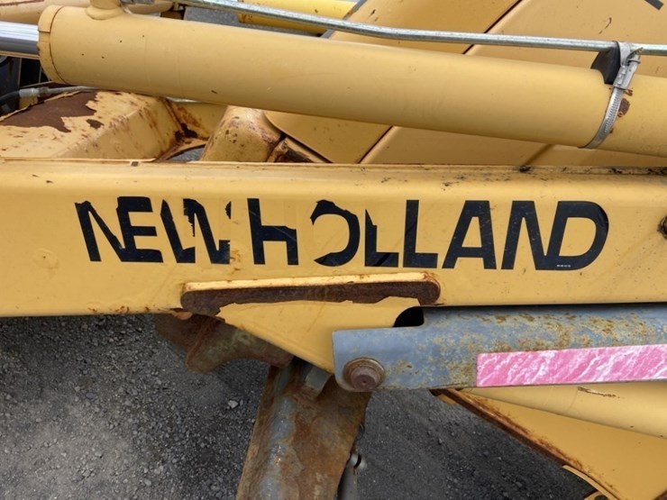 new-holland-575e-image-9