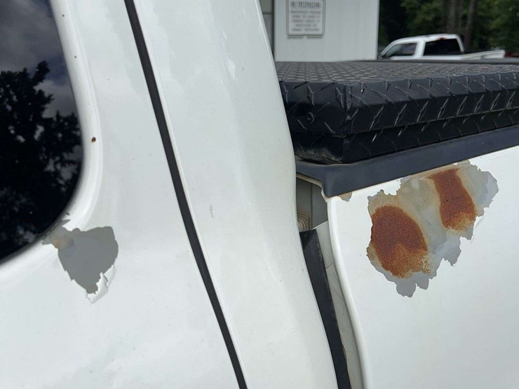 2017-nissan-titan-image-12