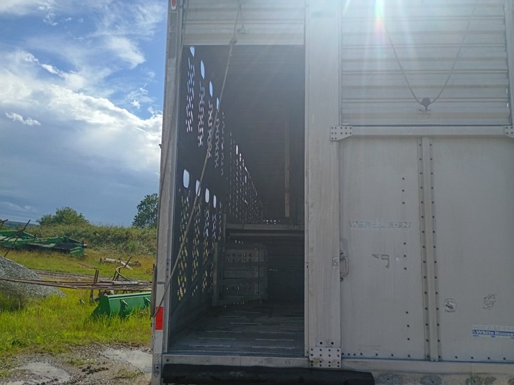 1985-wilson-livestock-trailer-image-14
