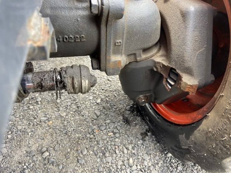 2014-kubota-bx2670-image-26