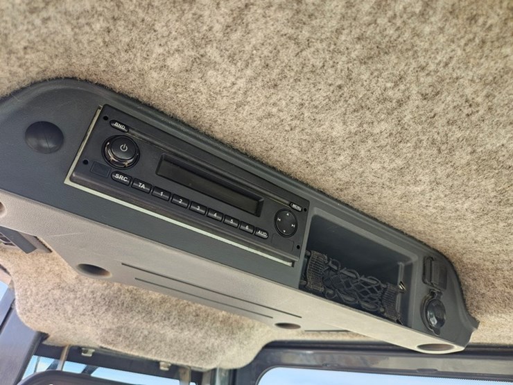 deere-550k-image-46