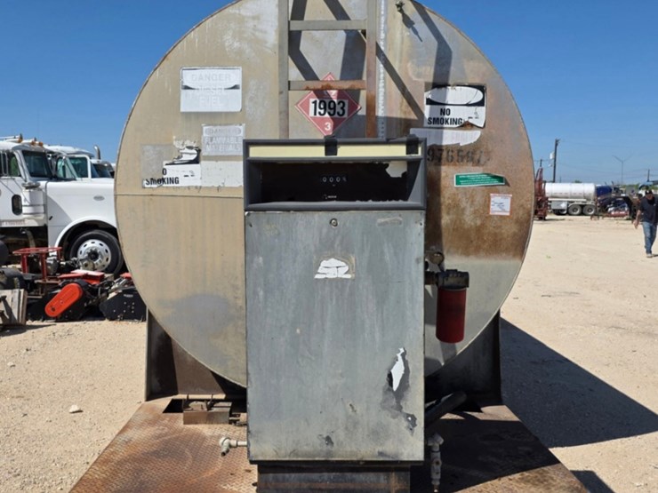 skided-fuel-tank-image-2