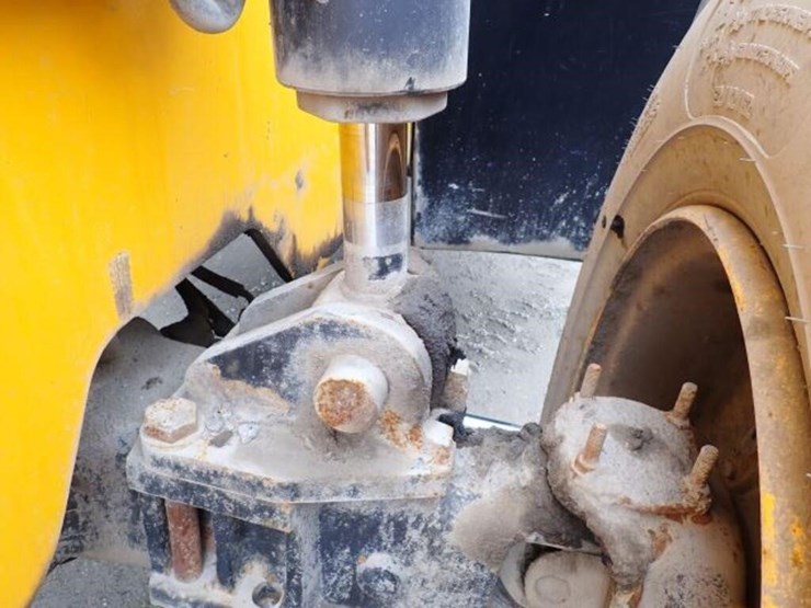 2010-jcb-510-56-image-82