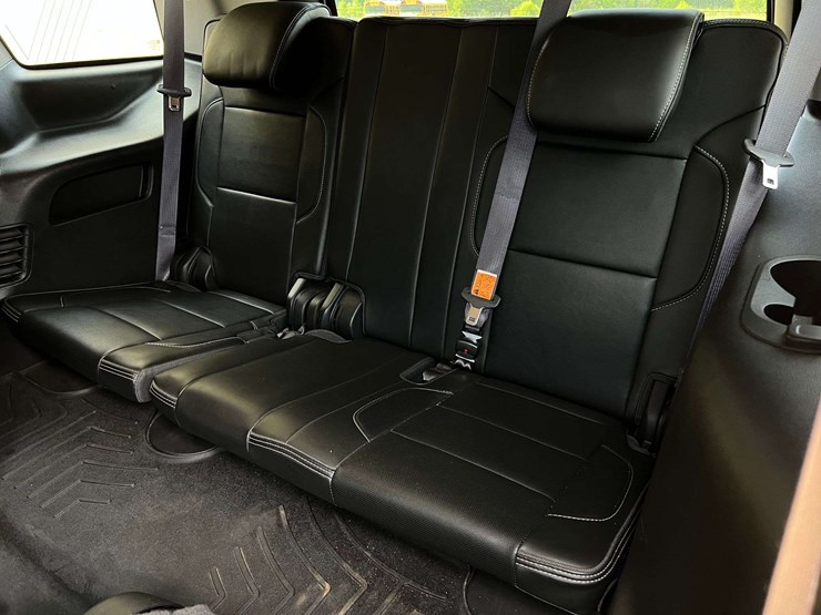 2016-gmc-yukon-denali-image-18