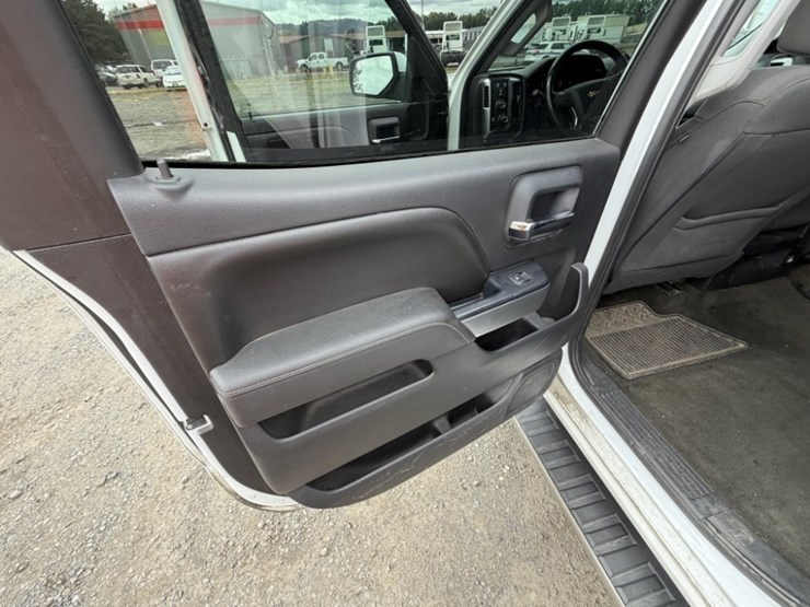 2016-chevrolet-silverado-2500-image-22