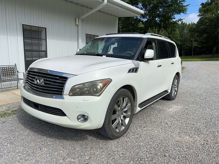 2012-infiniti-qx56-image-14