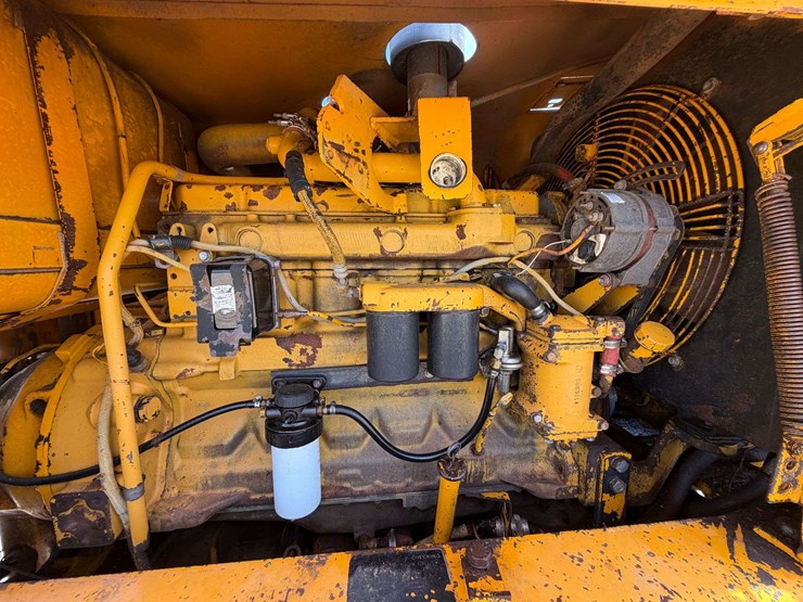 deere-670b-image-27