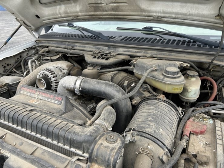 2005-ford-f550-image-27