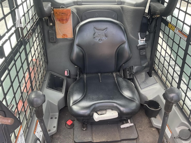 2016-bobcat-t750-image-14