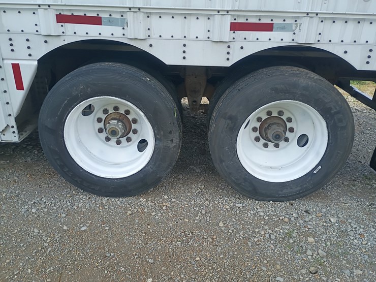 1985-wilson-livestock-trailer-image-32