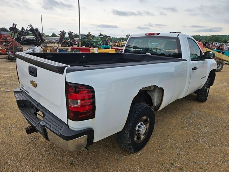 chevrolet-2500-image-5