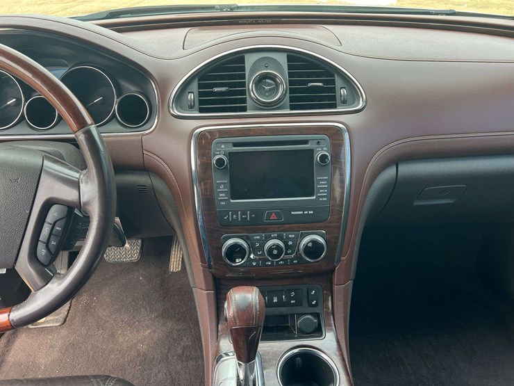 2014-buick-enclave-image-13