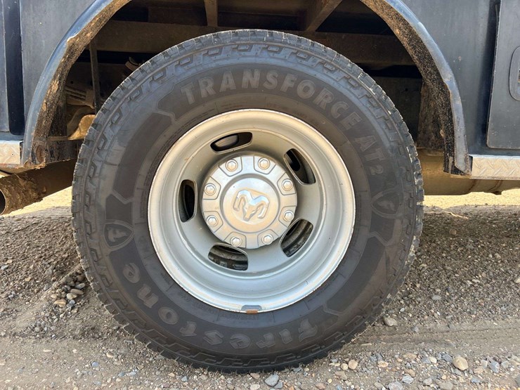 2022-dodge-3500-image-14