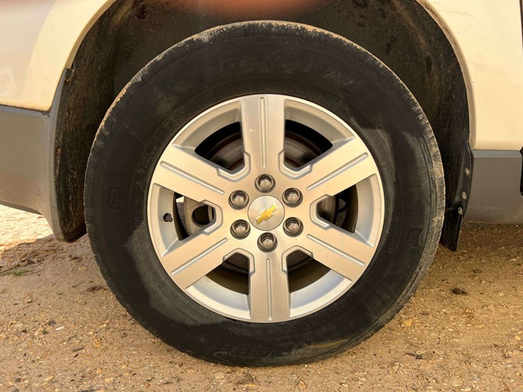 2012-chevrolet-traverse-image-13