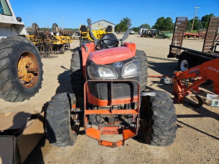 kubota-mx5100-image-8