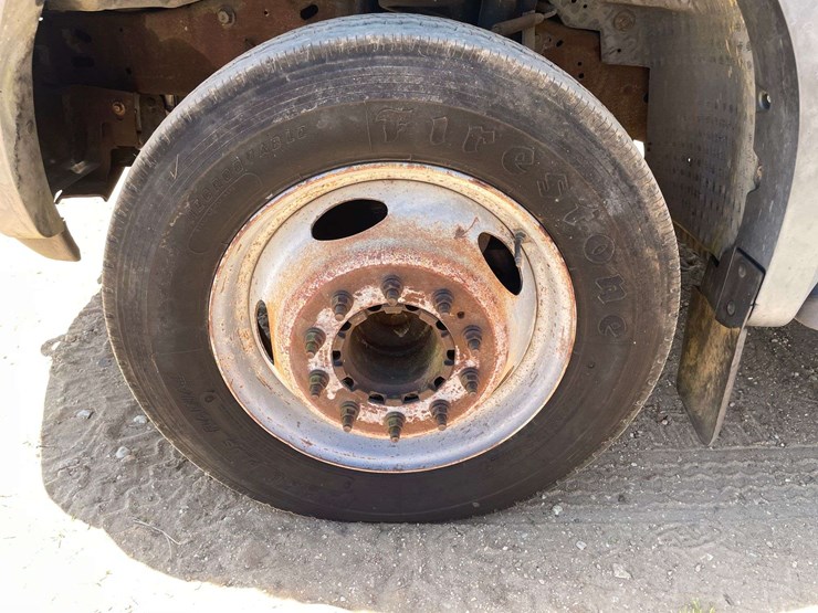 2006-ford-f550-image-19