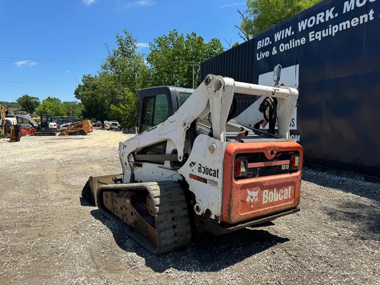 bobcat-t870-image-4