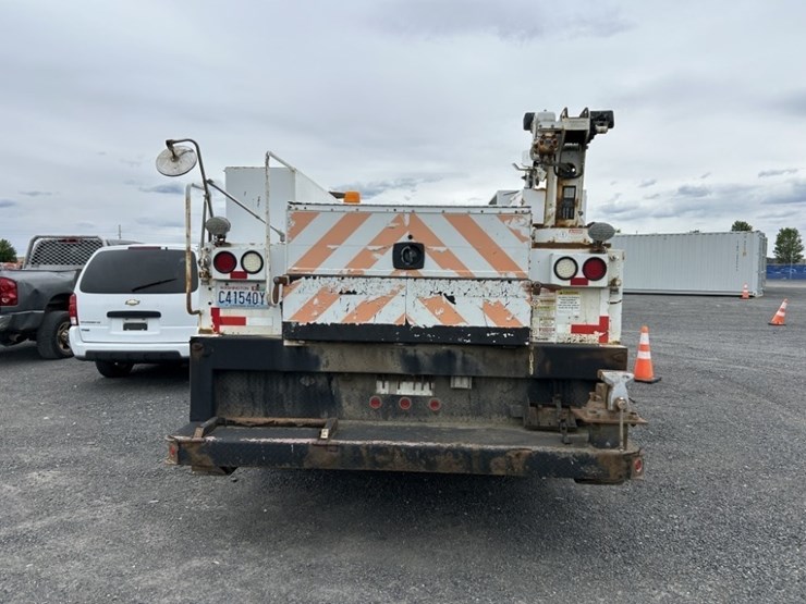 2005-ford-f550-image-5