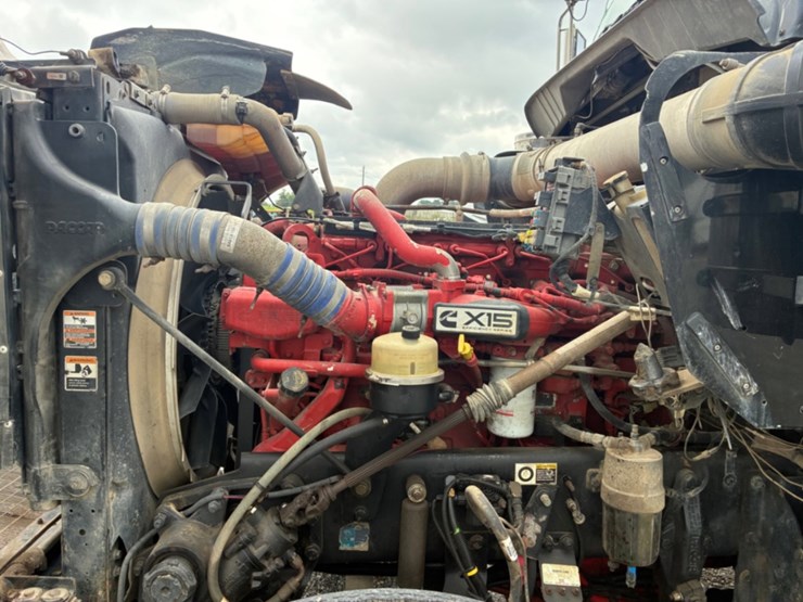 2018-kenworth-w900-image-7