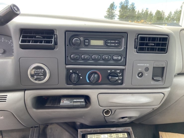 2001-ford-f350-xl-image-17