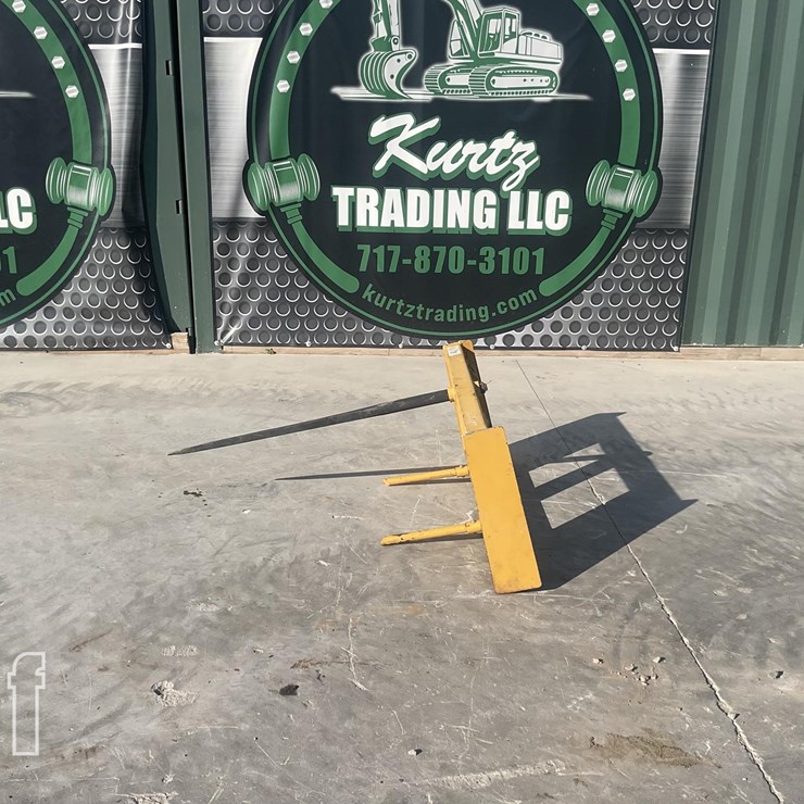 SKID STEER