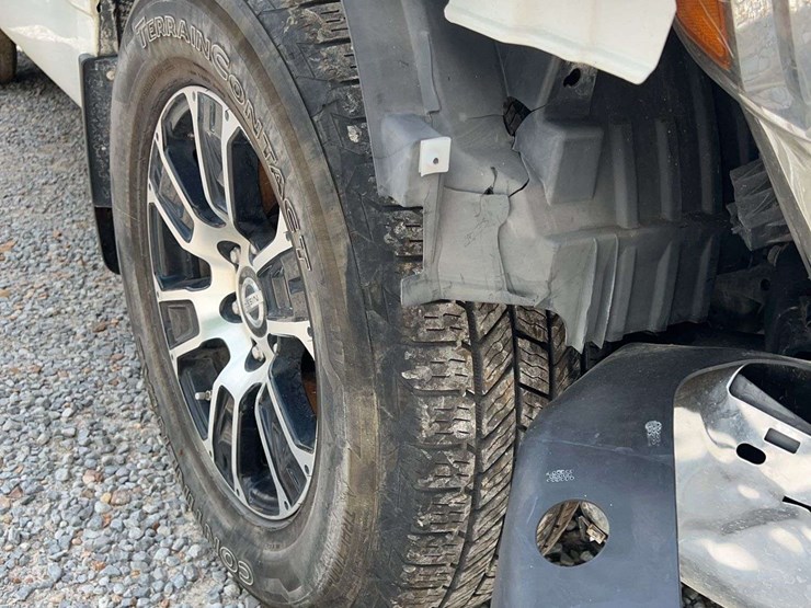 2021-nissan-titan-image-4