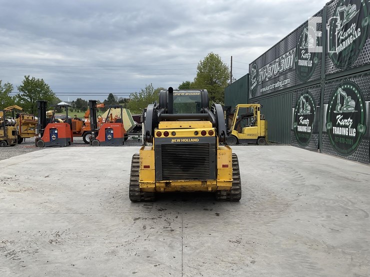 2018-new-holland-c232-image-3