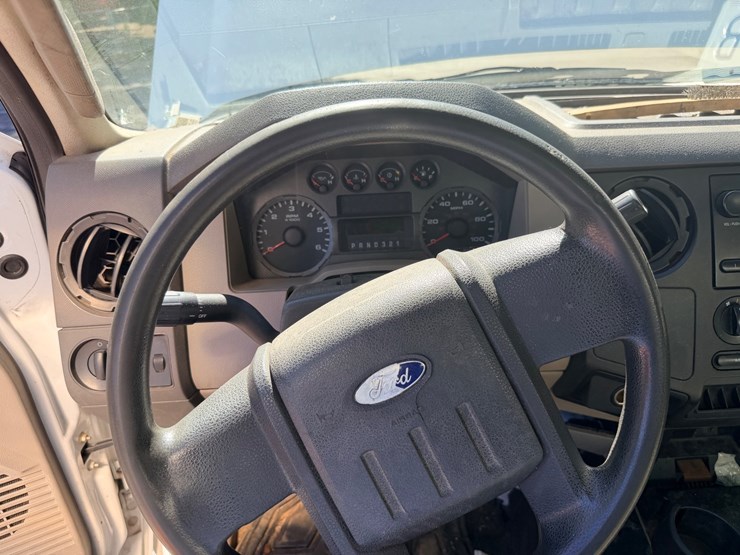 2008-ford-f450-image-39