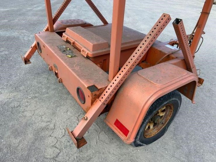 tow-behind-sign-board-image-16