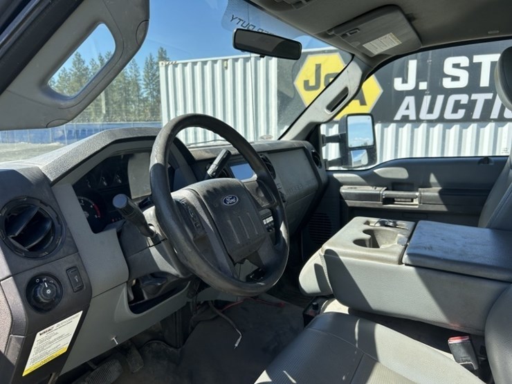 2012-ford-f550-sd-image-39