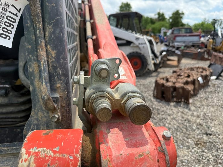 kubota-svl90-image-11