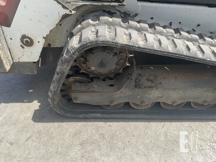 2021-bobcat-t595-image-10