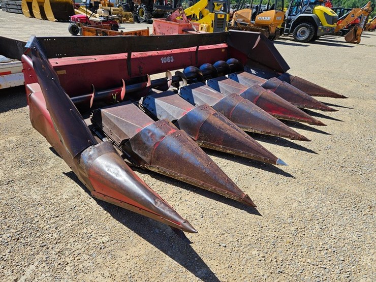 case-ih-1063-image-7