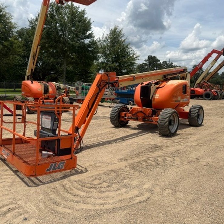 JLG 600AJ