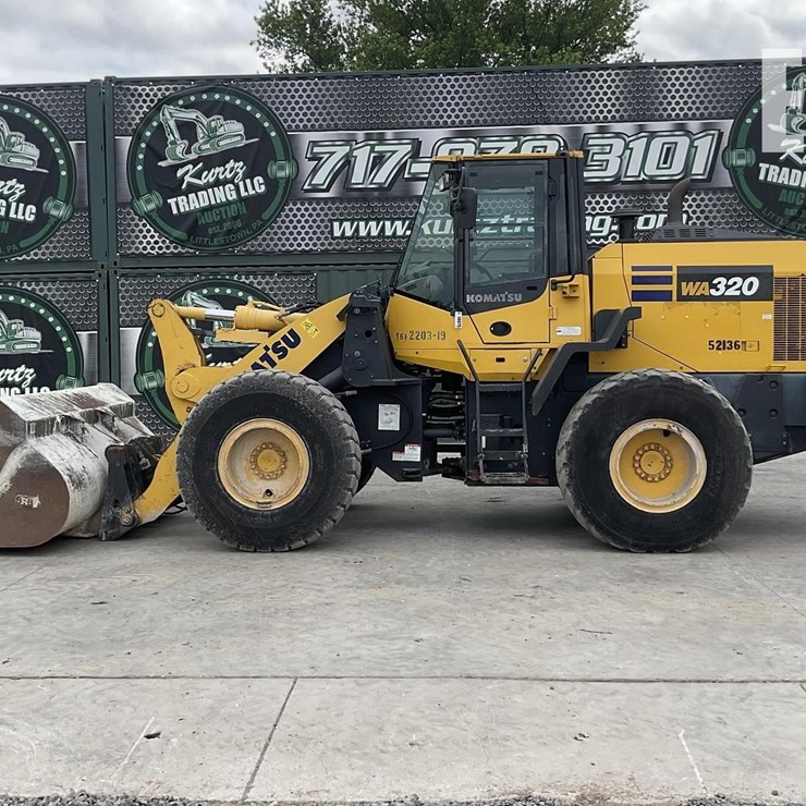 2020 KOMATSU WA320-8