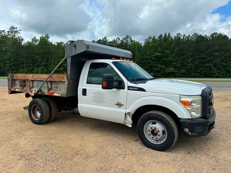 2012-ford-f350-image-7