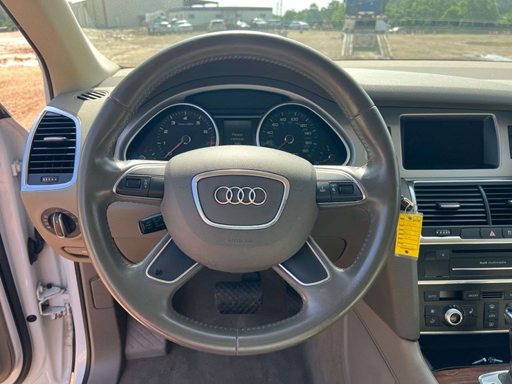 2013-audi-q7-image-10