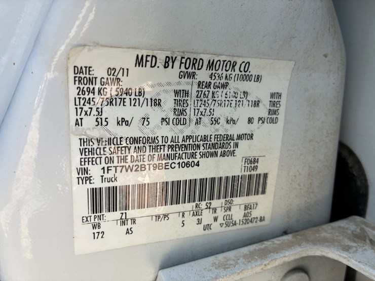2011-ford-f250-image-16
