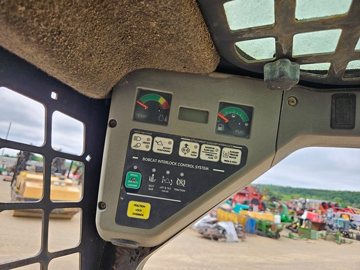bobcat-s250-image-22