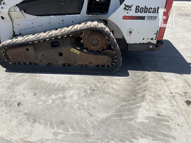 2014-bobcat-t590-image-9