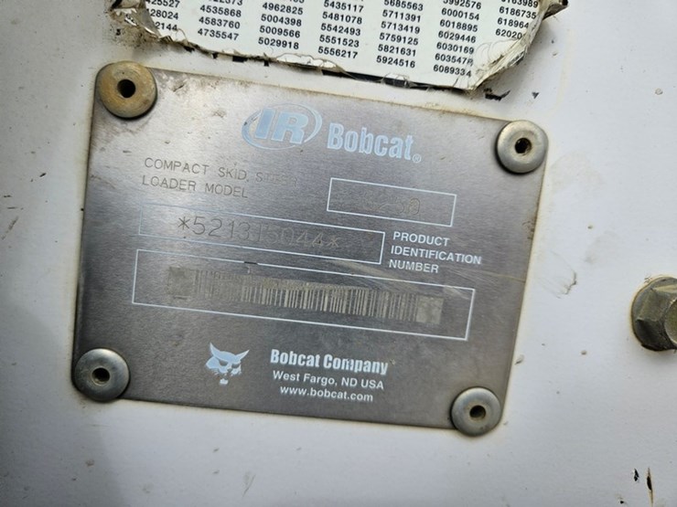 bobcat-s250-image-27