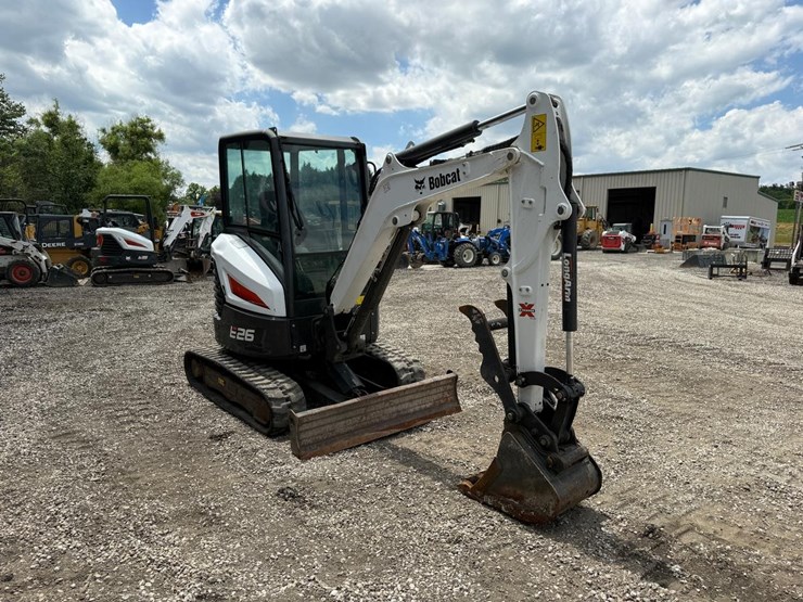 2020-bobcat-e26-image-6
