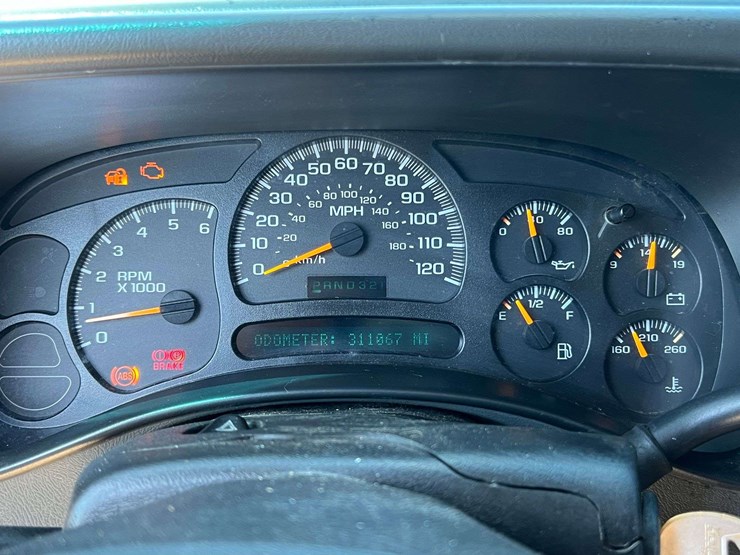 2005-gmc-yukon-slt-image-36