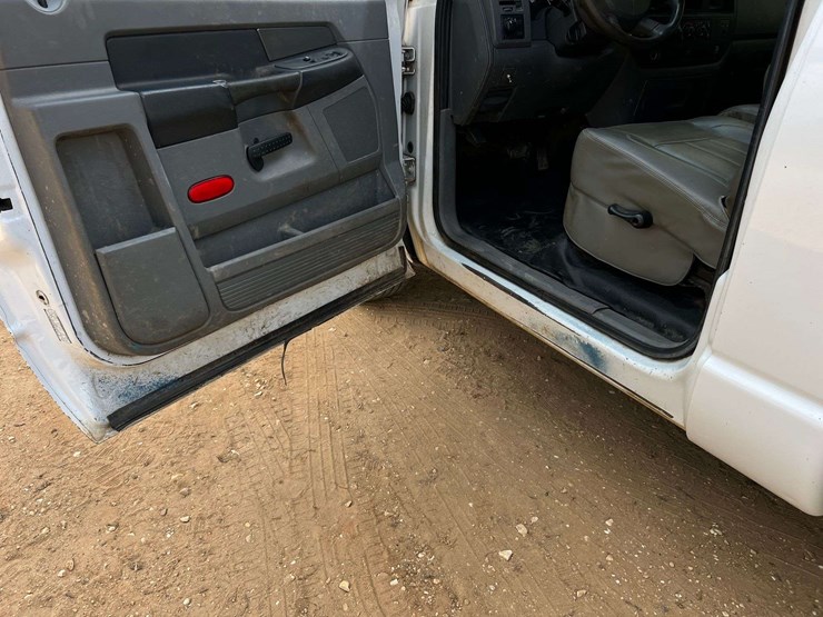 2008-dodge-ram-2500-image-17