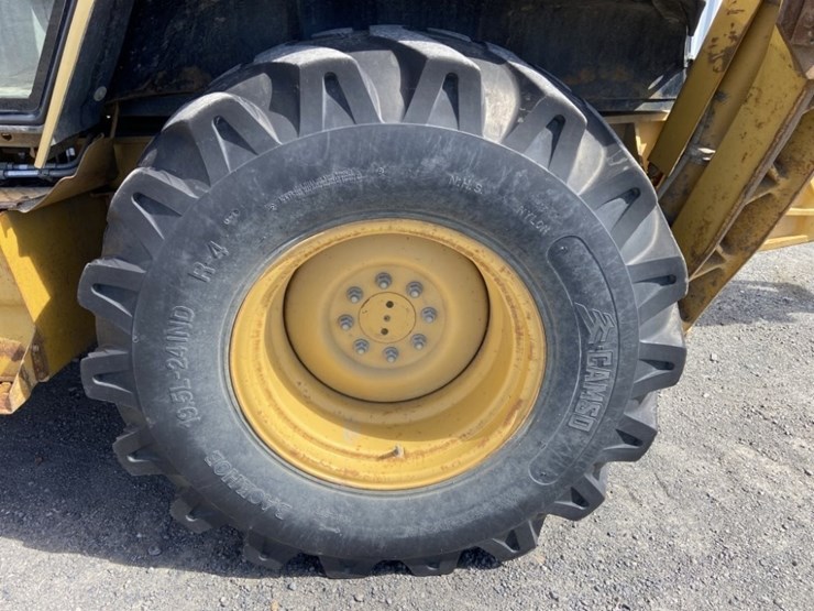 2004-caterpillar-420d-image-28